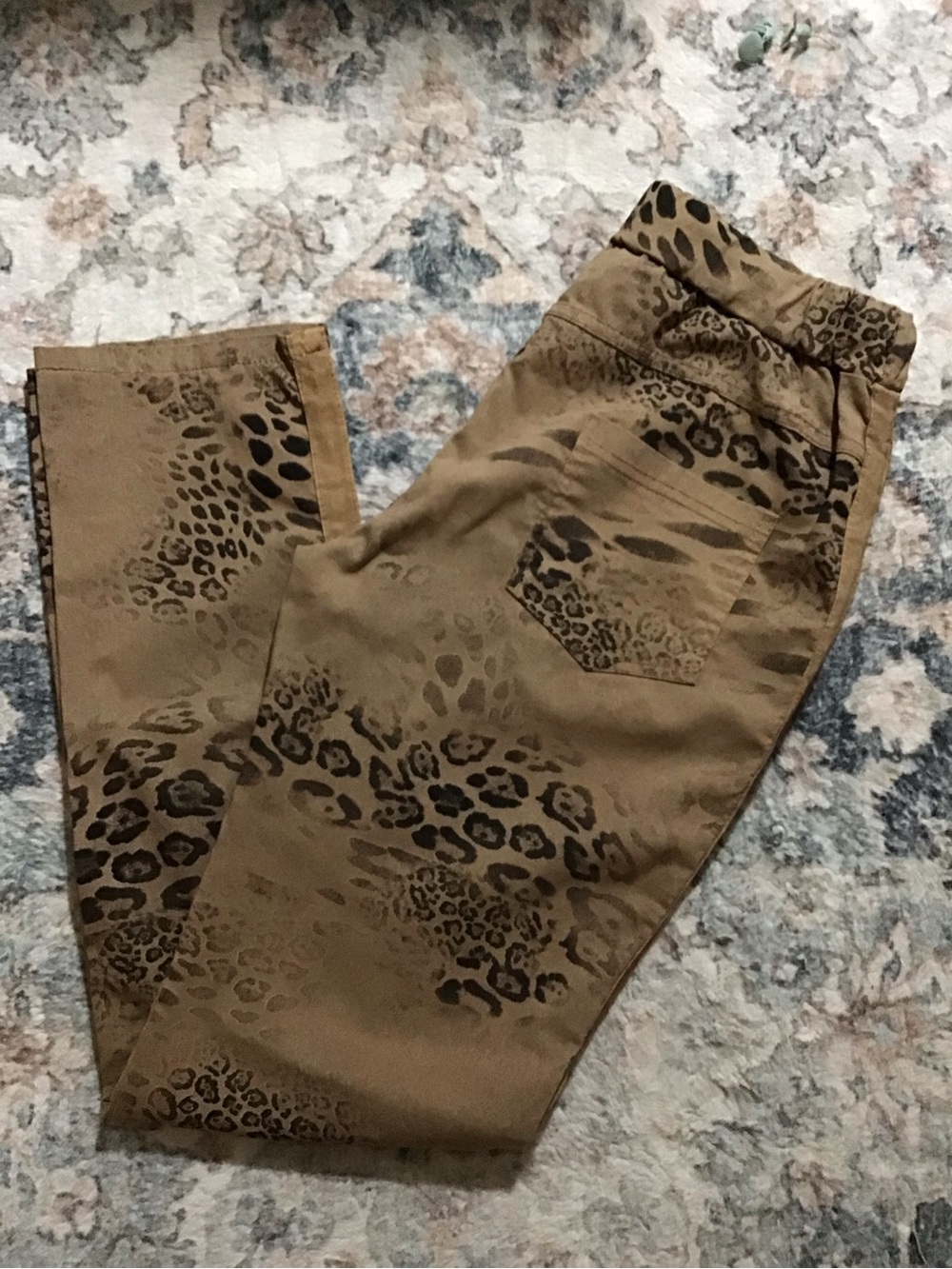Women's Straight-Leg Animal Print Pants in Brown